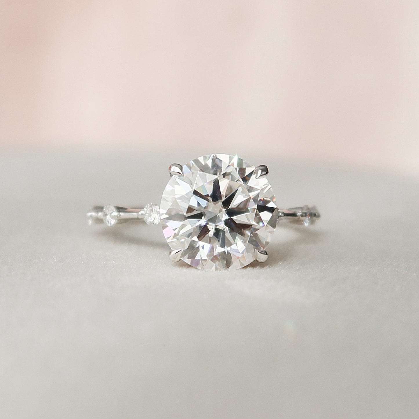 Solitaire Round Cut Moissanite Anniversary Ring