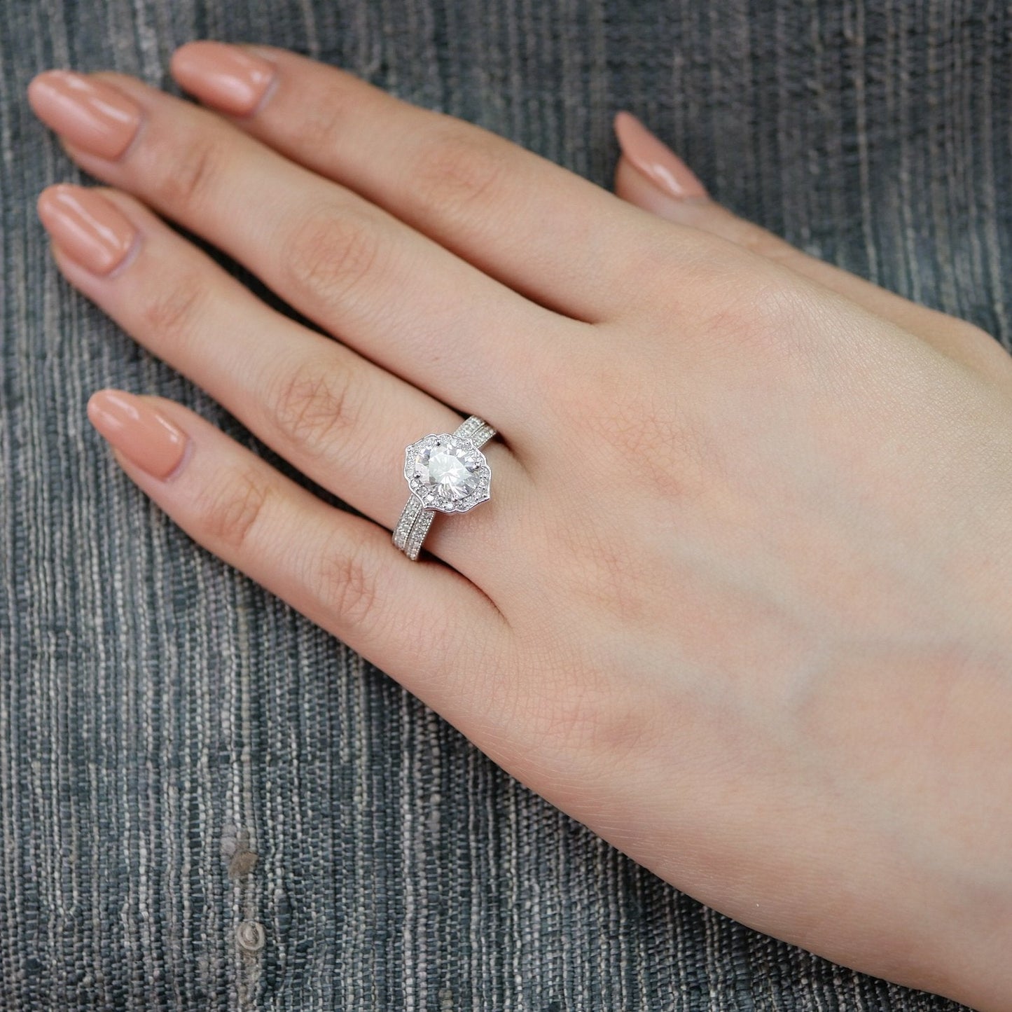 Halo Oval Cut Bridal Set Moissanite Engagement Ring For Her