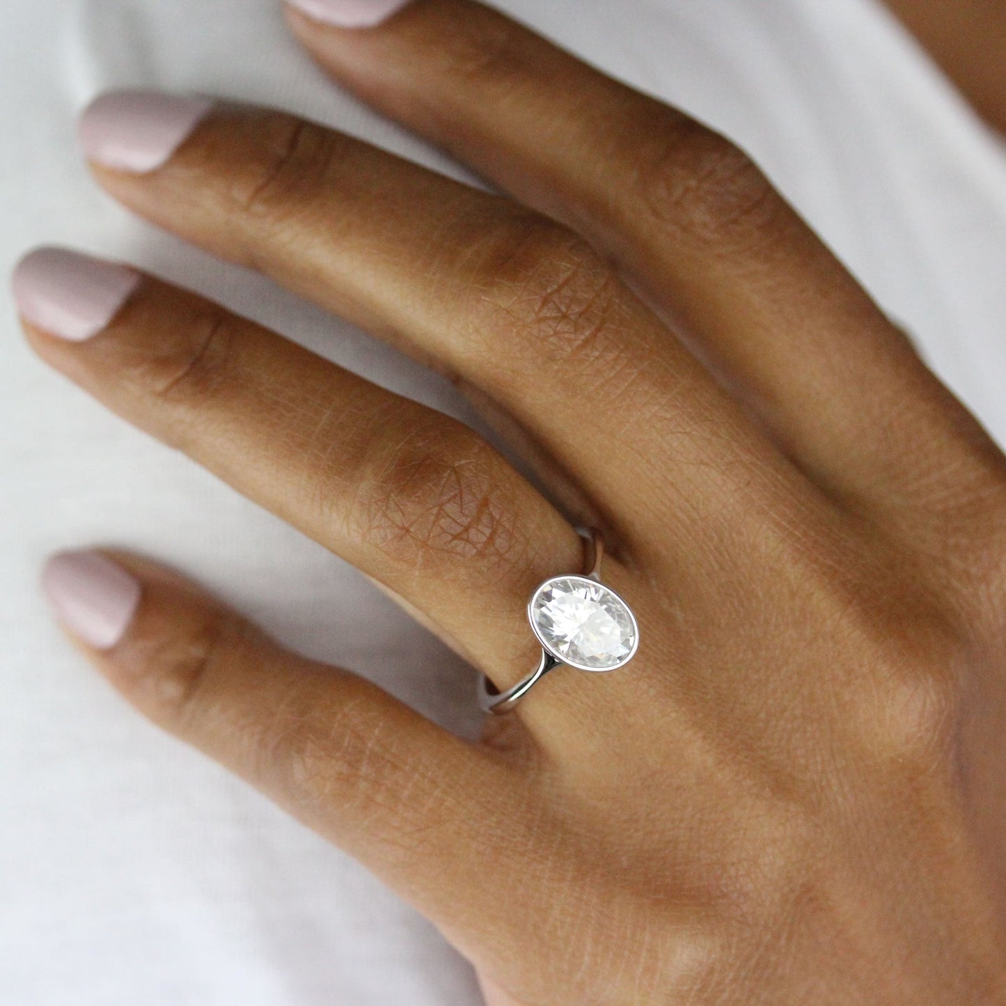Stunning Bezel Oval Cut Moissanite Anniversary Ring