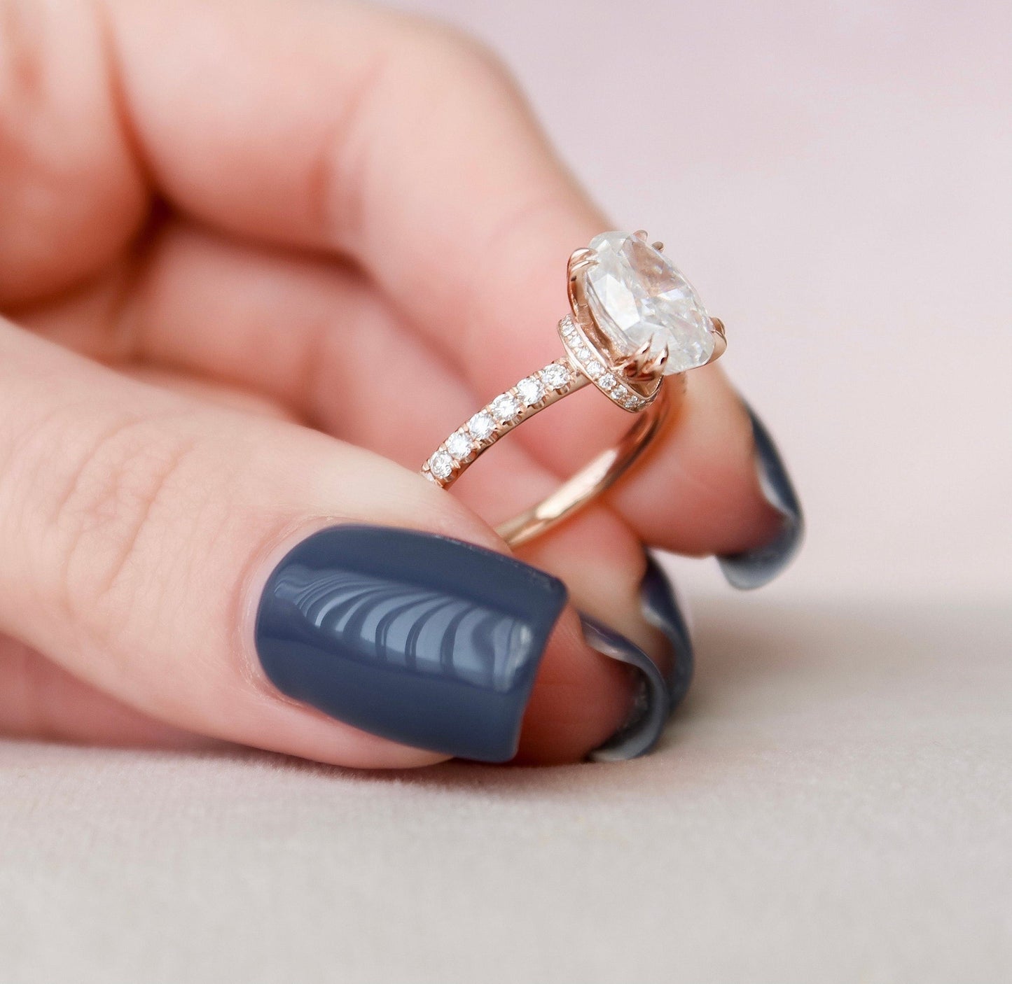 Unique Halo Oval Cut Moissanite With Double Claw Prongs Ring For Wedding