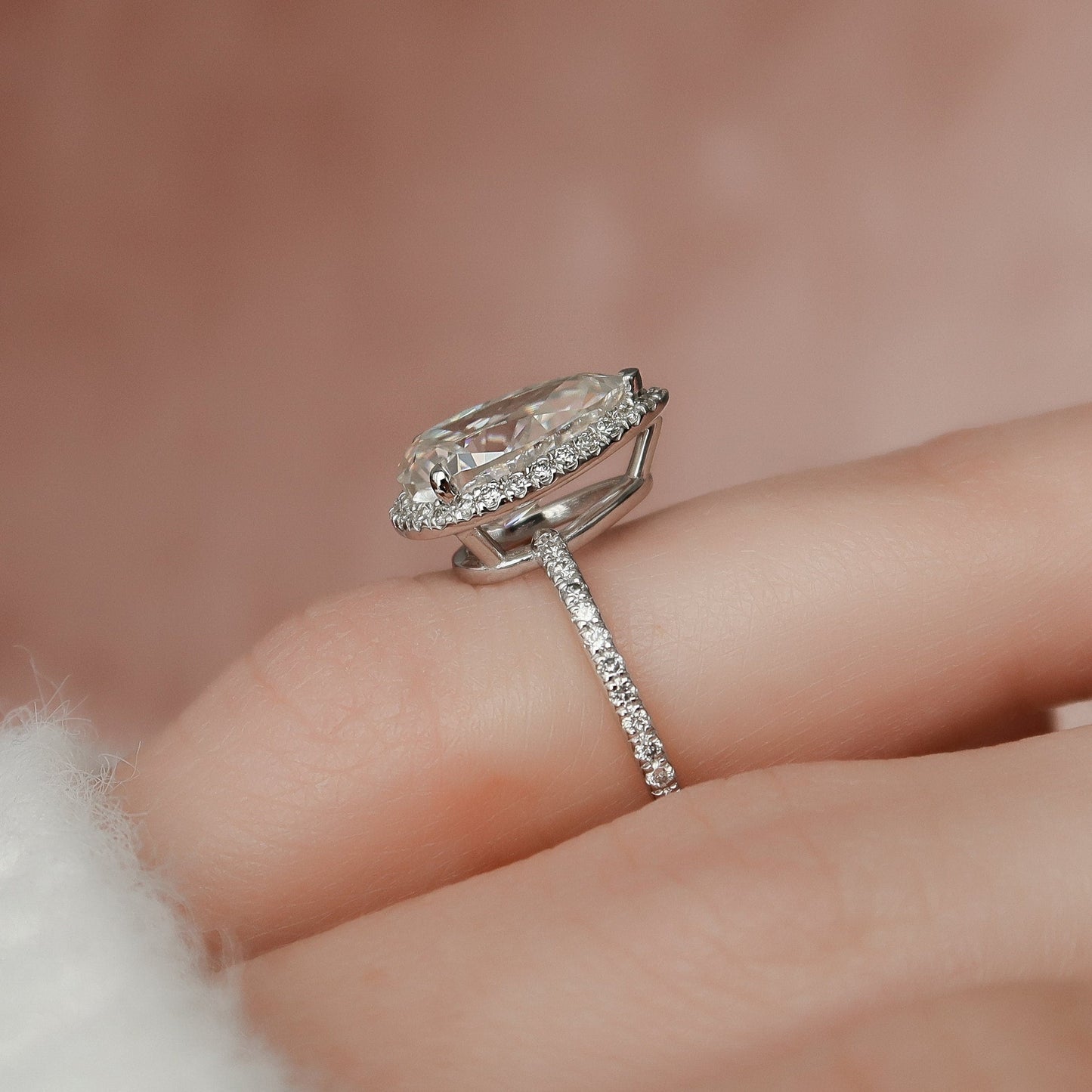 Stunning Halo Pear Cut Moissanite Engagement Ring