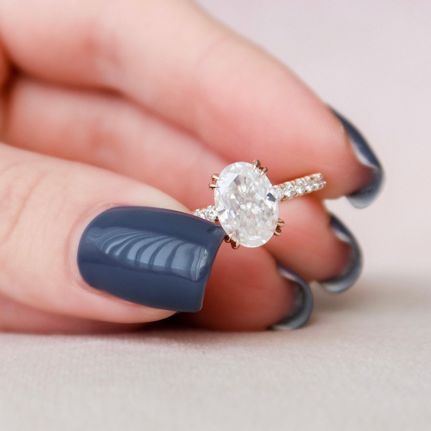 Unique Halo Oval Cut Moissanite With Double Claw Prongs Ring For Wedding