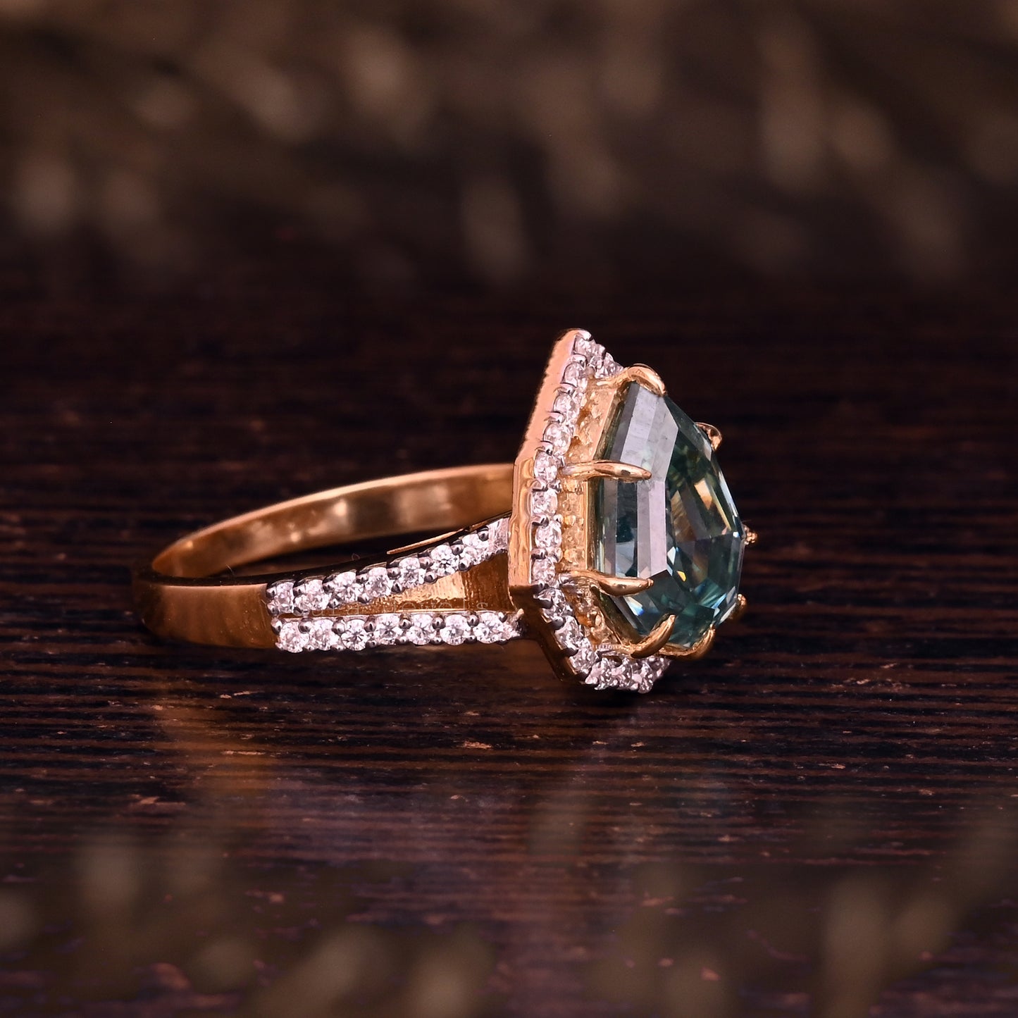 Elegance Halo Green Pear Step Cut Moissanite Split Wedding Ring