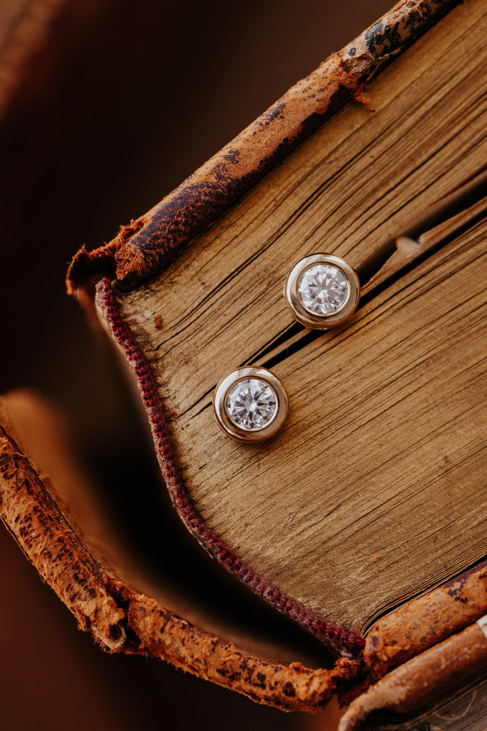 Bezel Round Cut Moissanite Anniversary Studs Earring For Her