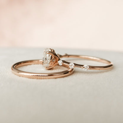 Stunning Oval Cut Moissanite Bridal Set Anniversary Ring For Her