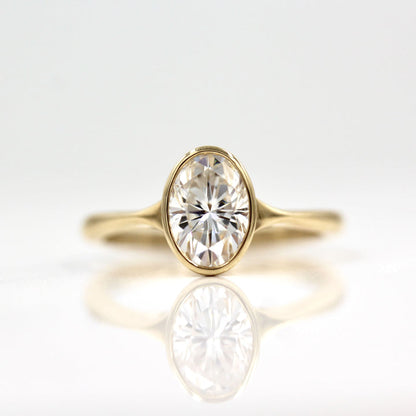 Stunning Bezel Oval Cut Moissanite Anniversary Ring