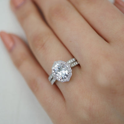 Halo Oval Cut Bridal Set Moissanite Engagement Ring For Her
