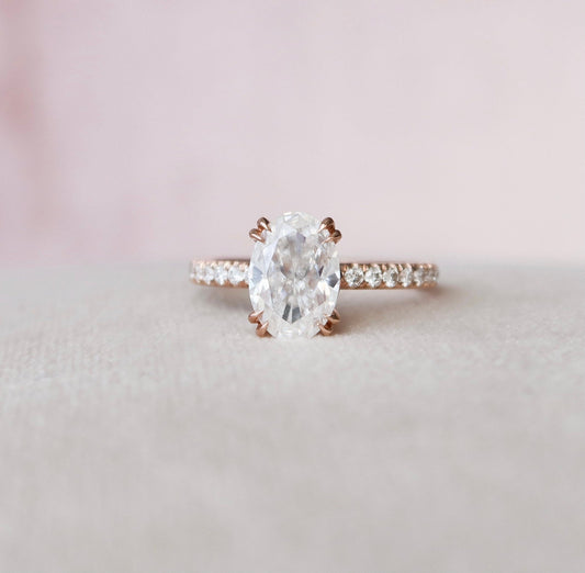 Unique Halo Oval Cut Moissanite With Double Claw Prongs Ring For Wedding