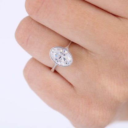 Stunning Bezel Oval Cut Moissanite Anniversary Ring