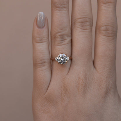 Three Stone Round Cut Moissanite Engagement Ring