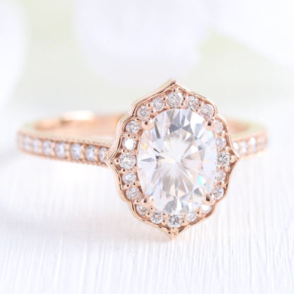 Halo Oval Cut Bridal Set Moissanite Engagement Ring For Her